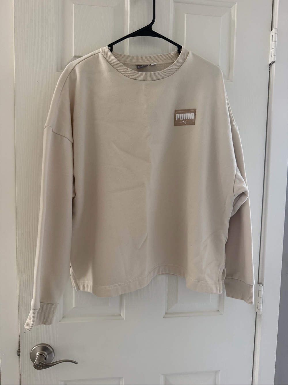 Puma Women's Cream Crewneck Sweatshirt size XL